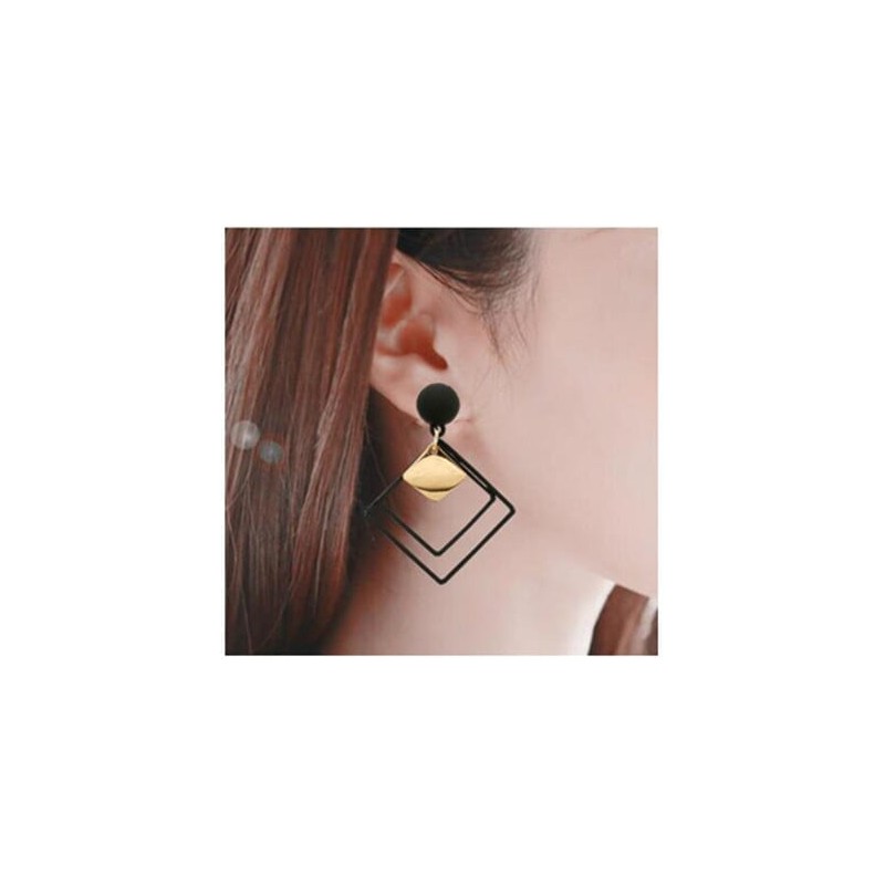 Black & Gold Color Drop...