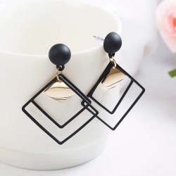 Black & Gold Color Drop...
